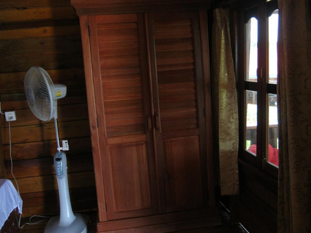 椰子海滩山林小屋 Derm Tkov Village 客房 照片