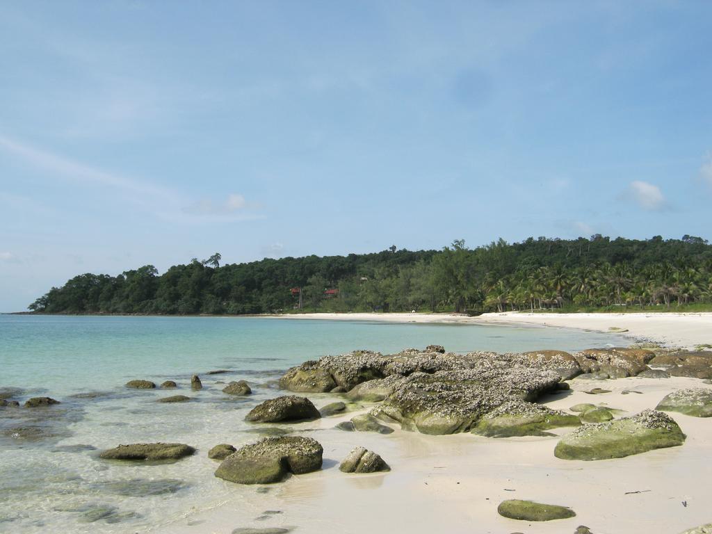 椰子海滩山林小屋 Derm Tkov Village 外观 照片