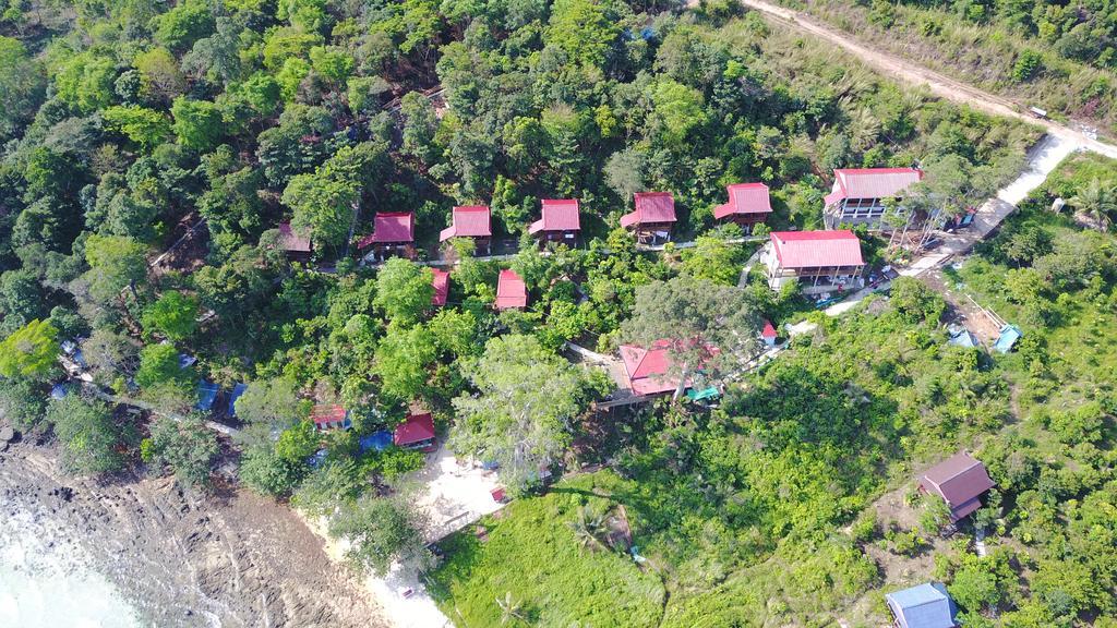 椰子海滩山林小屋 Derm Tkov Village 外观 照片
